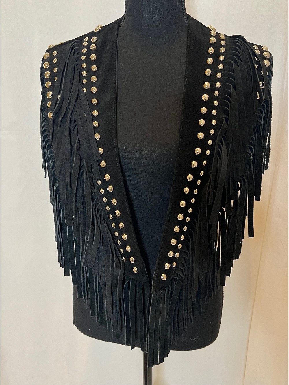 UL Black Cow Suede Studded Fringe Western Vest Boutique Rare Size Small NWOT